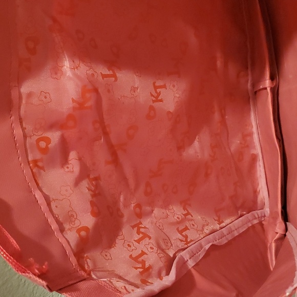 Hello Kitty Handbag - Picture 6 of 6